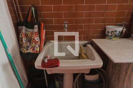 Casa à venda com 196m², 3 quartos e 2 vagasÁrea de Serviço