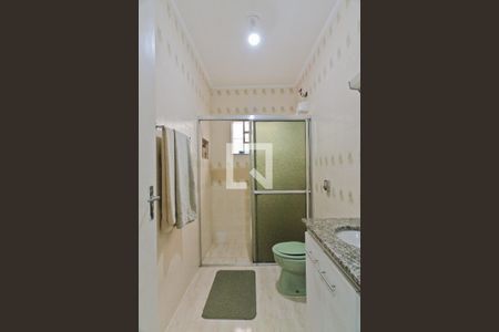 Casa à venda com 196m², 3 quartos e 2 vagasBanheiro