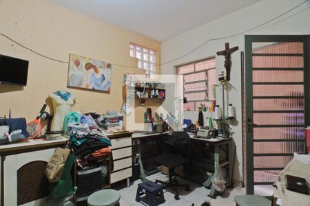 Casa à venda com 196m², 3 quartos e 2 vagasQuarto de Serviço