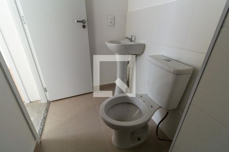 Apartamento à venda com 38m², 2 quartos e sem vaga Apartamento à venda com 38m², 2 quartos e sem vagaBanheiro
