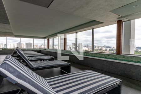 Apartamento à venda com 30m², 1 quarto e sem vaga Apartamento à venda com 30m², 1 quarto e sem vagaÁrea comum - Piscina