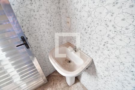 Casa para alugar com 500m², 6 quartos e 8 vagasLavabo 2