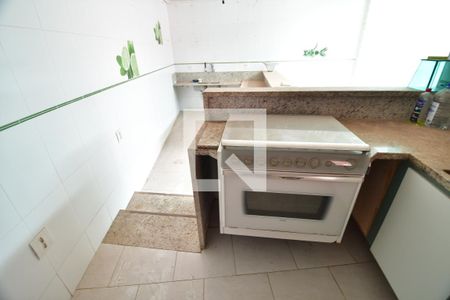 Casa para alugar com 500m², 6 quartos e 8 vagasEdícula - Cozinha