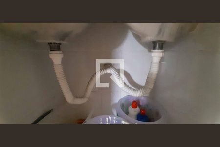 Casa à venda com 280m², 3 quartos e 2 vagas Casa à venda com 280m², 3 quartos e 2 vagasÁrea de serviço