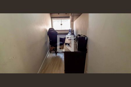 Casa à venda com 280m², 3 quartos e 2 vagas Casa à venda com 280m², 3 quartos e 2 vagasEscritório da Suíte