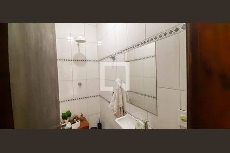 Casa à venda com 280m², 3 quartos e 2 vagas Casa à venda com 280m², 3 quartos e 2 vagasBanheiro