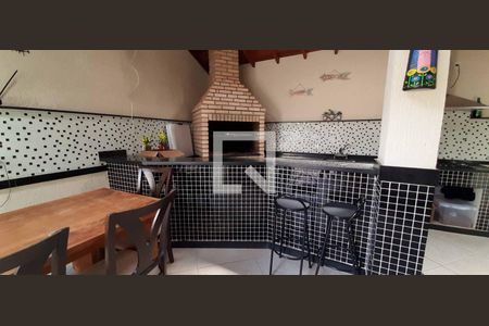 Casa à venda com 280m², 3 quartos e 2 vagas Casa à venda com 280m², 3 quartos e 2 vagasEspaço Gourmet