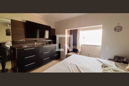 Quarto  de casa à venda com 3 quartos, 280m² em Bela Vista, Osasco