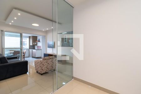 Apartamento à venda com 76m², 2 quartos e 1 vagaSala de TV / Escritório