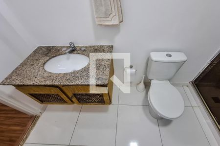 Apartamento para alugar com 119m², 3 quartos e sem vaga Apartamento para alugar com 119m², 3 quartos e sem vagabanheiro 2