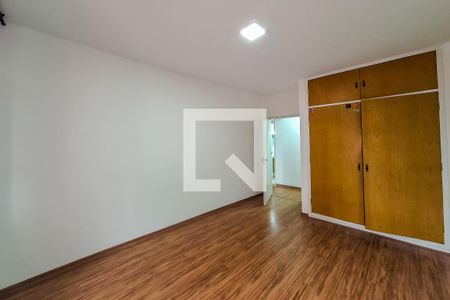 Apartamento para alugar com 119m², 3 quartos e sem vaga Apartamento para alugar com 119m², 3 quartos e sem vagaquarto 1