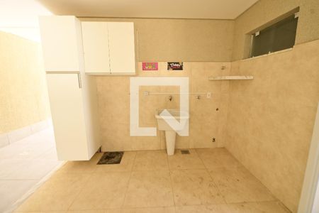 Casa de condomínio para alugar com 200m², 3 quartos e 2 vagas Casa de condomínio para alugar com 200m², 3 quartos e 2 vagasÁrea de Serviço