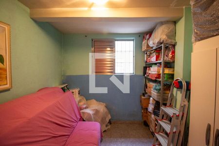 Casa à venda com 320m², 2 quartos e 4 vagasQuarto 2