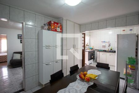 Casa à venda com 320m², 2 quartos e 4 vagasCozinha