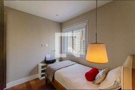 Apartamento à venda com 183m², 3 quartos e 4 vagas Apartamento à venda com 183m², 3 quartos e 4 vagasSuíte 3