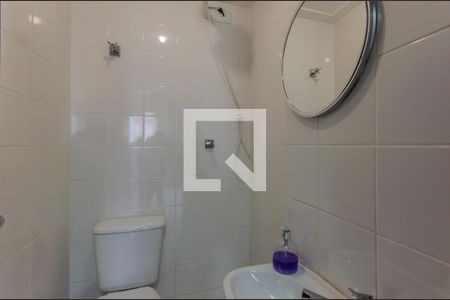 Apartamento à venda com 183m², 3 quartos e 4 vagas Apartamento à venda com 183m², 3 quartos e 4 vagasBanheiro de serviço