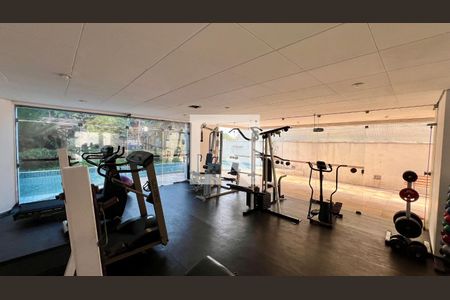 Apartamento à venda com 121m², 3 quartos e 1 vaga Apartamento à venda com 121m², 3 quartos e 1 vagaAcademia