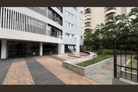 Apartamento à venda com 121m², 3 quartos e 1 vaga Apartamento à venda com 121m², 3 quartos e 1 vagaÁrea comum