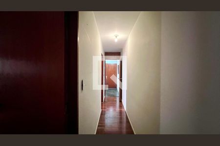 Apartamento à venda com 121m², 3 quartos e 1 vaga Apartamento à venda com 121m², 3 quartos e 1 vagaCorredor