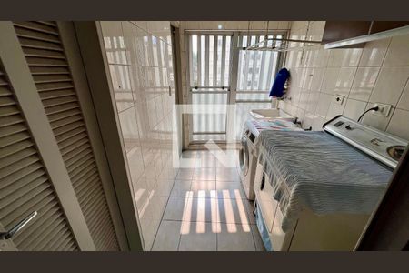 Apartamento à venda com 121m², 3 quartos e 1 vaga Apartamento à venda com 121m², 3 quartos e 1 vagaÁrea de Serviço