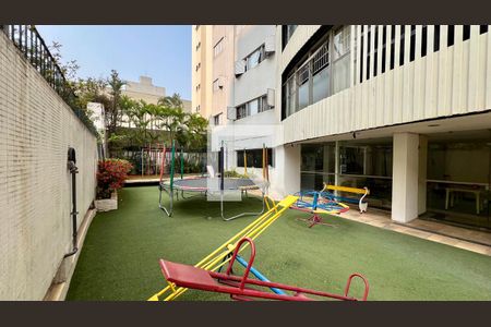 Apartamento à venda com 121m², 3 quartos e 1 vaga Apartamento à venda com 121m², 3 quartos e 1 vagaPlayground