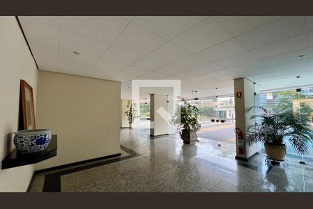 Apartamento à venda com 121m², 3 quartos e 1 vaga Apartamento à venda com 121m², 3 quartos e 1 vagaHall de entrada