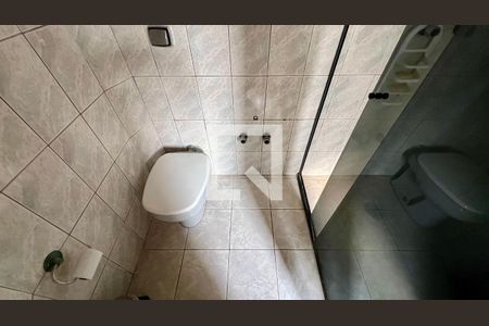 Apartamento à venda com 121m², 3 quartos e 1 vaga Apartamento à venda com 121m², 3 quartos e 1 vagaBanheiro da Suíte 1 e 2