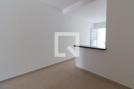 Casa à venda com 100m², 3 quartos e 2 vagasSala