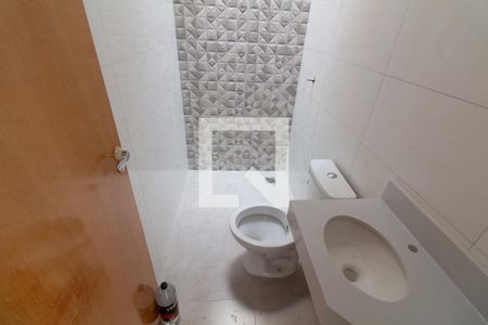 Casa à venda com 100m², 3 quartos e 2 vagasBanheiro