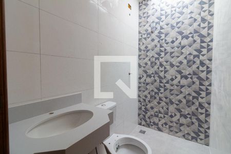 Casa à venda com 100m², 3 quartos e 2 vagasBanheiro