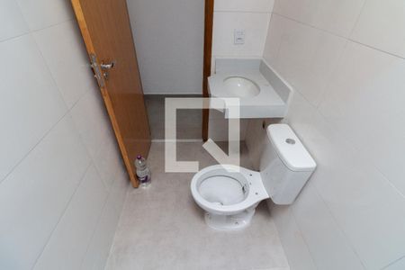 Casa à venda com 100m², 3 quartos e 2 vagasBanheiro