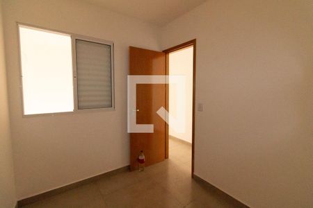 Casa à venda com 100m², 3 quartos e 2 vagasQuarto 2