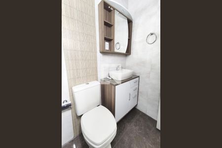 Casa para alugar com 87m², 3 quartos e 1 vaga Casa para alugar com 87m², 3 quartos e 1 vagaBanheiro da Suíte 2