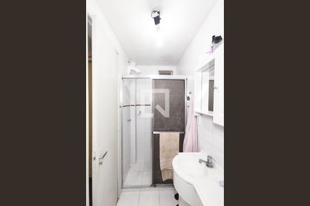 Banheiro de apartamento para alugar com 1 quarto, 53m² em Centro, São Leopoldo