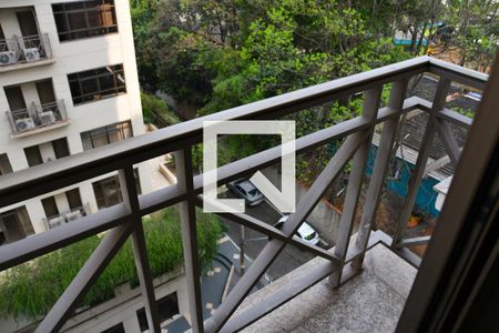 Studio para alugar com 18m², 1 quarto e 1 vaga Studio para alugar com 18m², 1 quarto e 1 vagaFlat