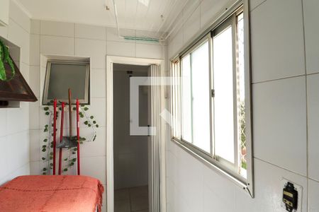 Apartamento à venda com 64m², 2 quartos e 1 vagaCozinha e Área de Serviço