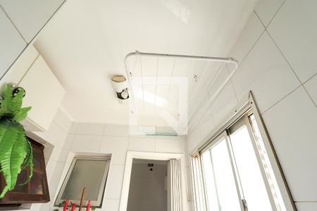 Apartamento à venda com 64m², 2 quartos e 1 vagaCozinha e Área de Serviço