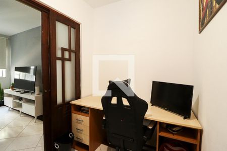 Apartamento à venda com 64m², 2 quartos e 1 vagaEscritório