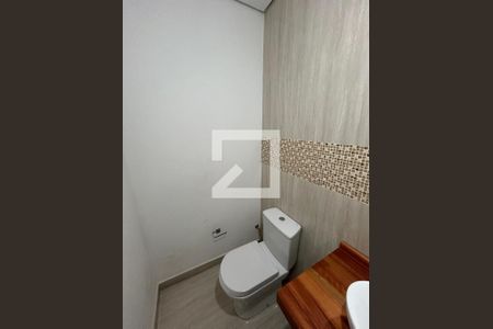 Casa à venda com 300m², 5 quartos e 3 vagas Casa à venda com 300m², 5 quartos e 3 vagasBanheiro 4