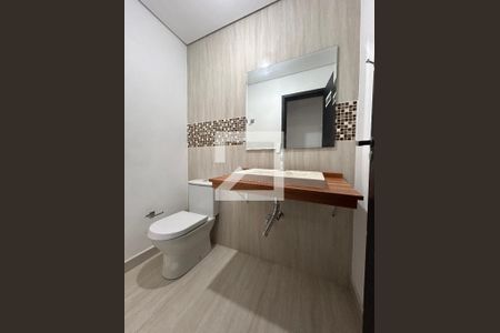 Casa à venda com 300m², 5 quartos e 3 vagas Casa à venda com 300m², 5 quartos e 3 vagasBanheiro 3