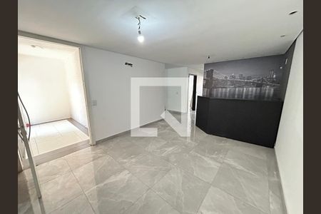 Casa à venda com 300m², 5 quartos e 3 vagas Casa à venda com 300m², 5 quartos e 3 vagasSala