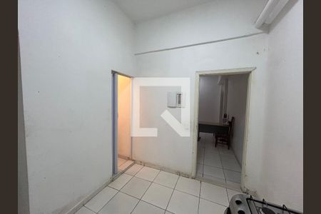 Casa à venda com 300m², 5 quartos e 3 vagas Casa à venda com 300m², 5 quartos e 3 vagasQuarto 5