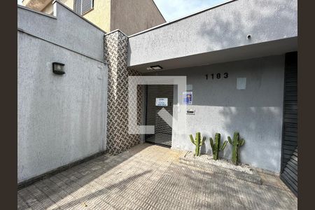 Casa à venda com 300m², 5 quartos e 3 vagas Casa à venda com 300m², 5 quartos e 3 vagasFachada da casa