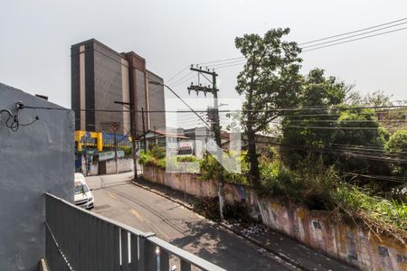 Casa à venda com 325m², 4 quartos e 2 vagas Casa à venda com 325m², 4 quartos e 2 vagasVista