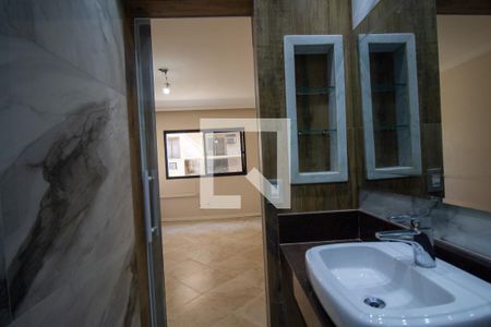 Apartamento à venda com 70m², 3 quartos e 2 vagasBanheiro da Suíte 1