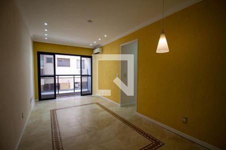 Sala de apartamento à venda com 3 quartos, 70m² em Recreio dos Bandeirantes, Rio de Janeiro