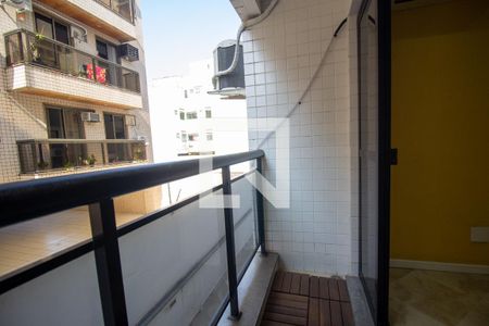 Sacada da Sala de apartamento à venda com 3 quartos, 70m² em Recreio dos Bandeirantes, Rio de Janeiro
