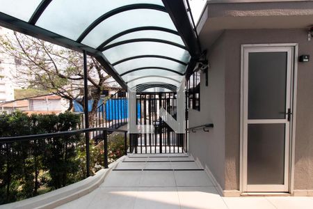 Apartamento à venda com 55m², 2 quartos e 1 vaga Apartamento à venda com 55m², 2 quartos e 1 vagaPortaria