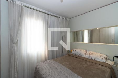 Quarto Suíte de apartamento à venda com 2 quartos, 55m² em Vila Mazzei, São Paulo