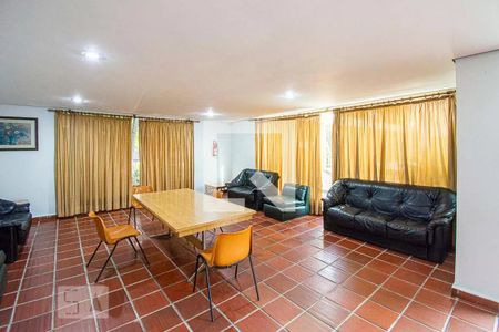 Apartamento para alugar com 86m², 2 quartos e 1 vaga Apartamento para alugar com 86m², 2 quartos e 1 vagaÁrea comum - Salão de festas